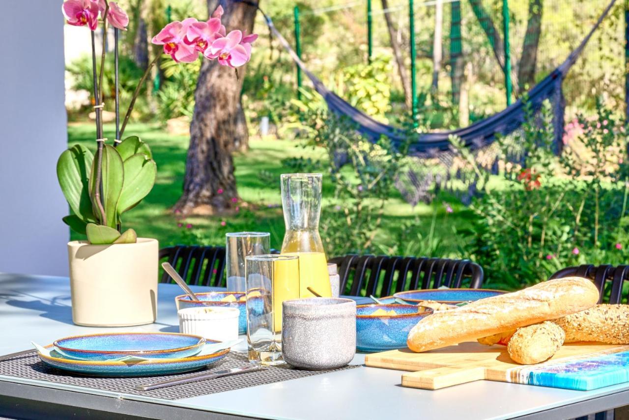 Casa Brisa Boutique Guest House - Gay Men Only 산트 페레 데 리베스 외부 사진